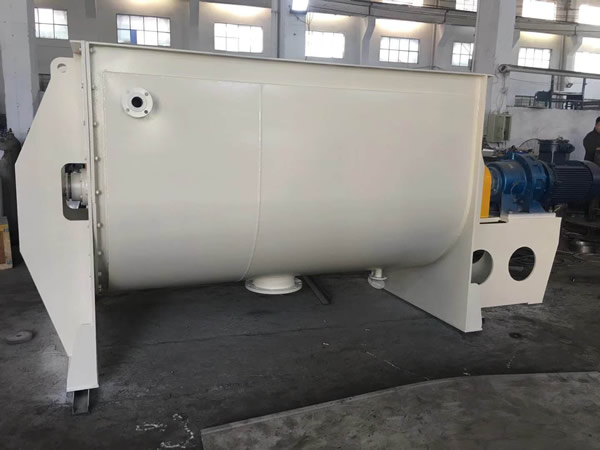 臥式螺帶混合機  