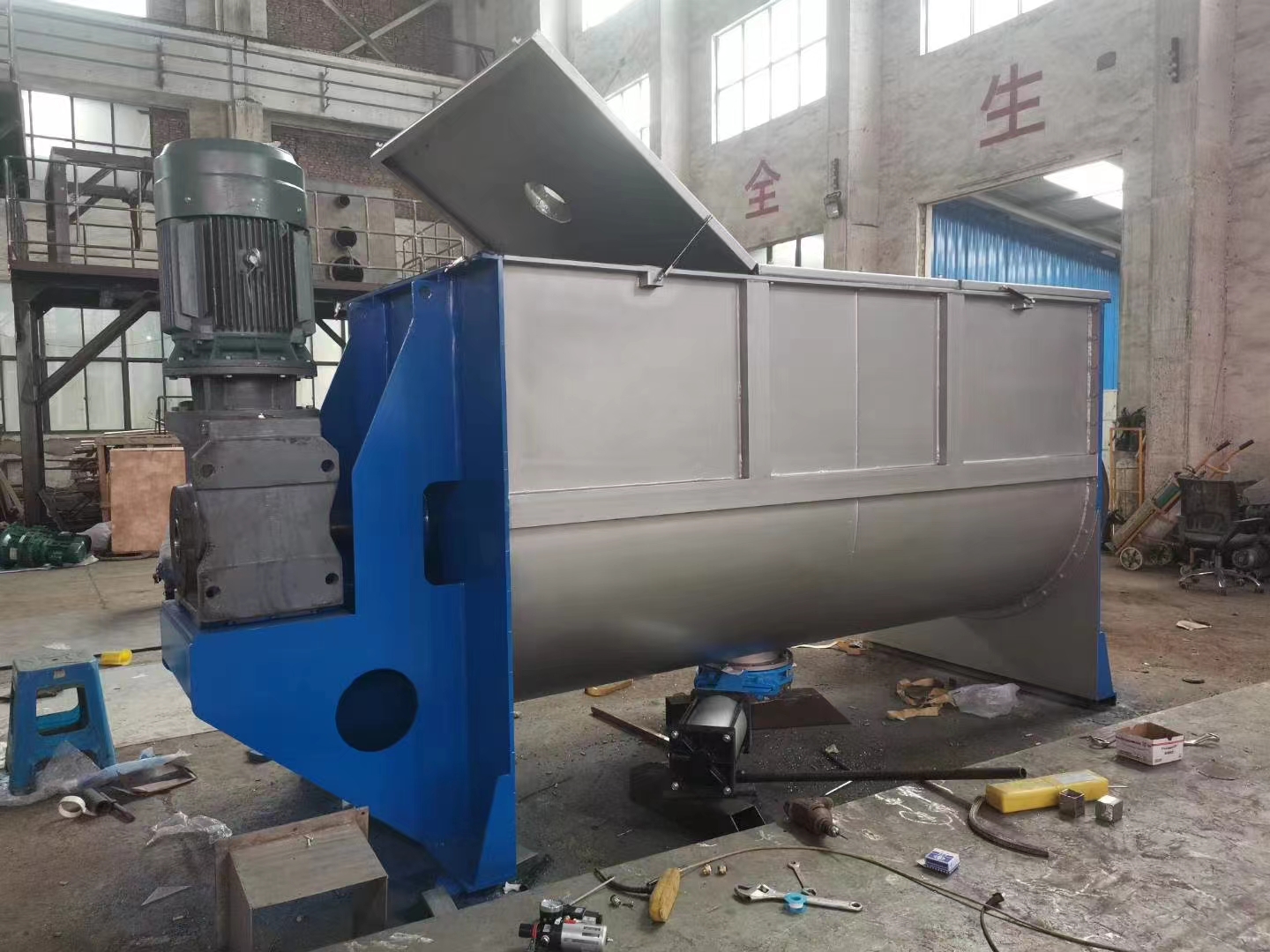臥式螺帶混合機(jī)